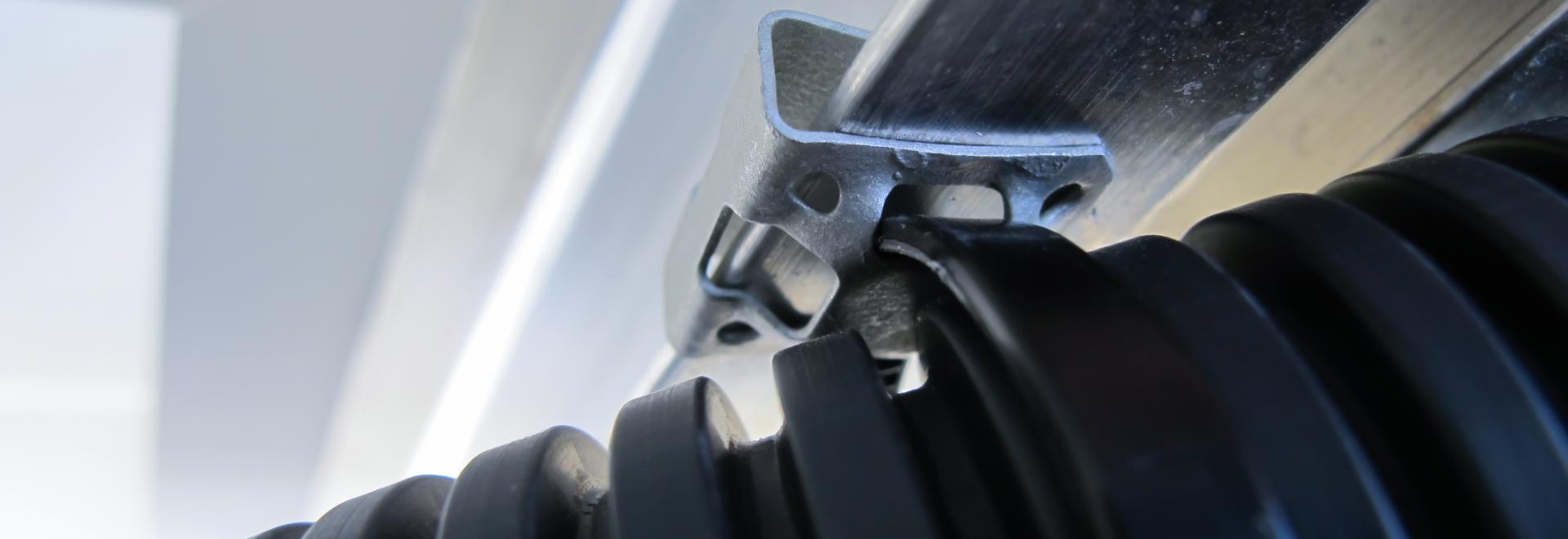 Solar cable routing clips 